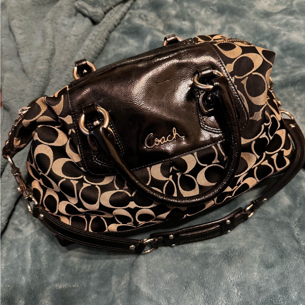 Coach Ashley Signature Satche